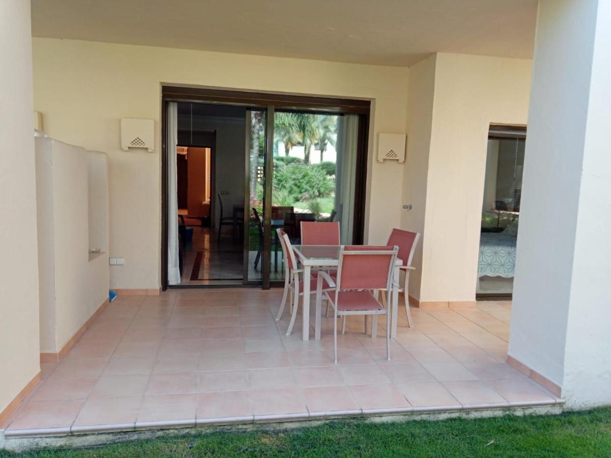 Bevs Ground Floor Roda Golf Apartment! 圣哈维耶尔 外观 照片