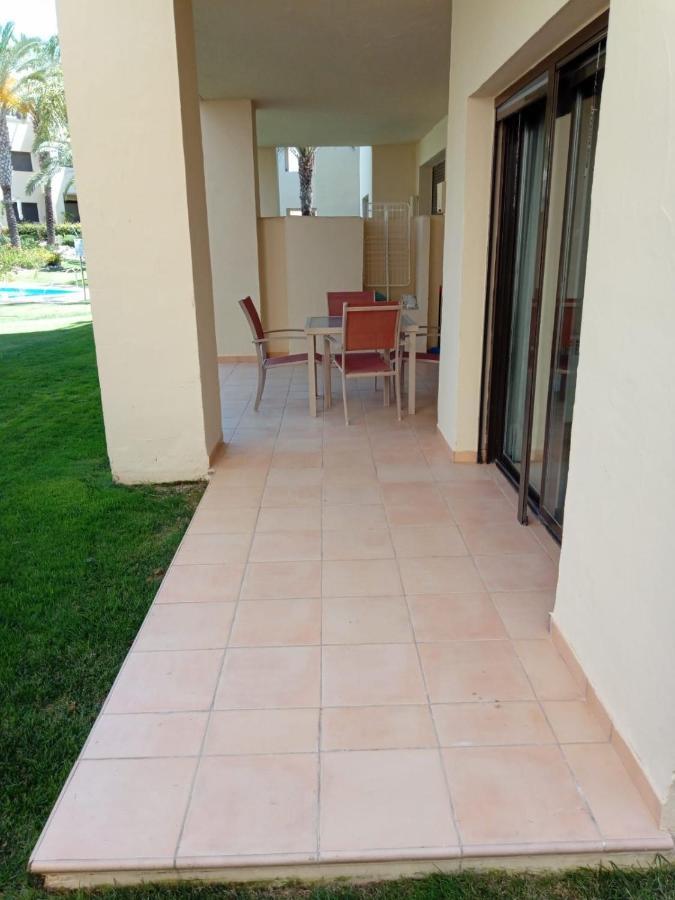 Bevs Ground Floor Roda Golf Apartment! 圣哈维耶尔 外观 照片