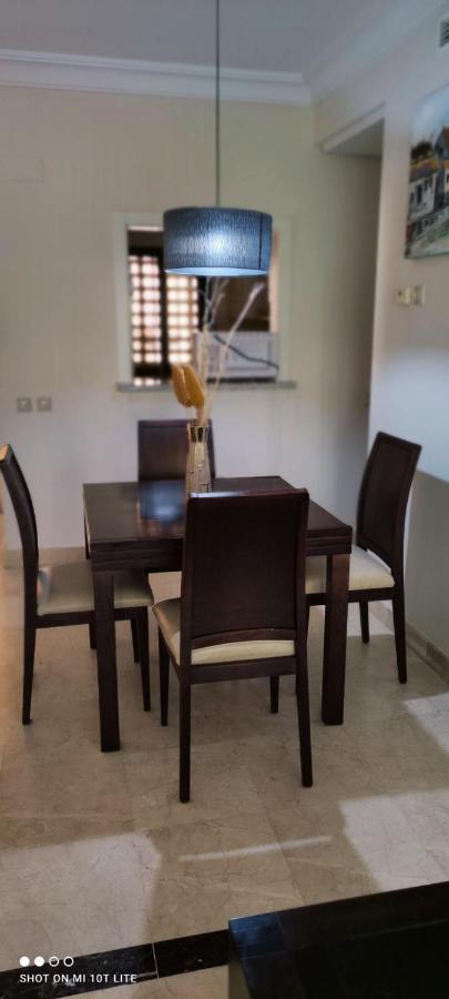 Bevs Ground Floor Roda Golf Apartment! 圣哈维耶尔 客房 照片